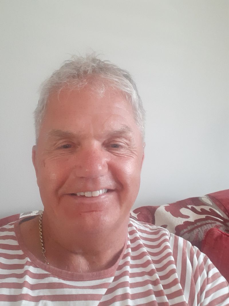 Dave999